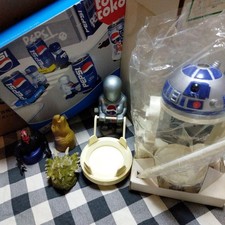 Pepsi Tokotoko R2-D2 Can Holder Set with Bonus Bottle Caps Collectible Toys