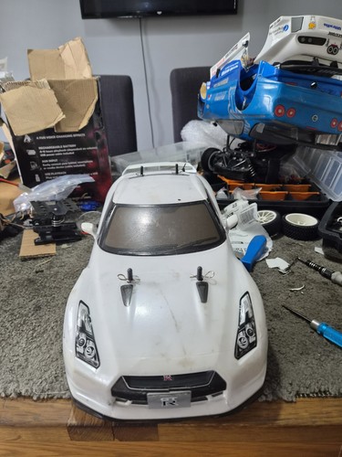 Tamiya nissan gtr tl01 - tamiya,