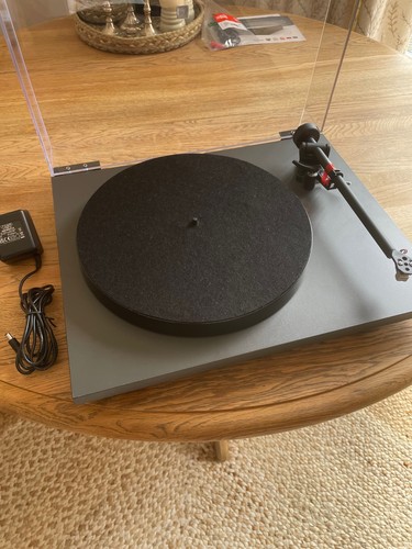 Rega planar plus turntable - rega,