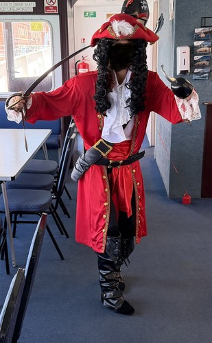 Pirate fancy dress costume - fancy,