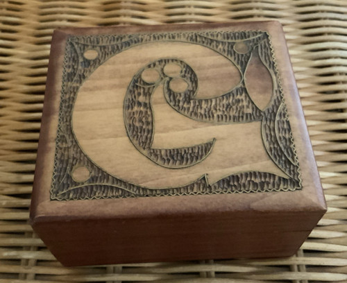Wooden trinket box - wooden,