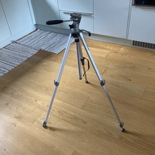 Velbon VX-503 Professional Aluminium Multi-Angle Tripod - Great Condition