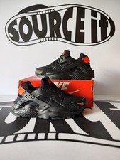 Nike Huarache Run GS 'Black Habaneto Red' Black/Habanero Red 4UK/4.5US BRAND NEW