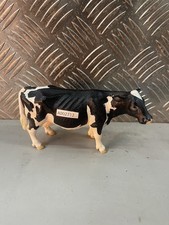 Schleich Cow Bovine Dairy Farm