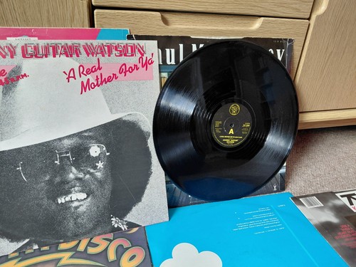 Job lot vinyl - x, singles
