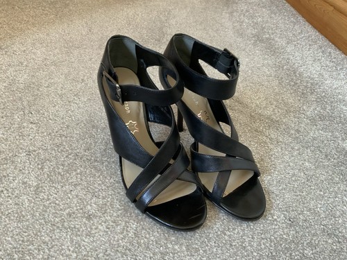 Autograph insignia black - m&s,