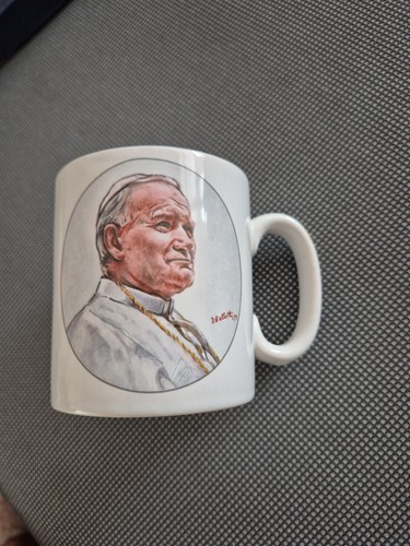 Royal worcester company pope - worcester,
