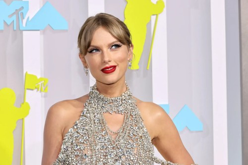 Small taylor swift poster - small,