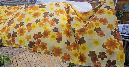 Vintage gold mustard - 60", x
