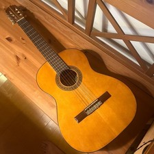 Kawai Vintage Classical Guitar