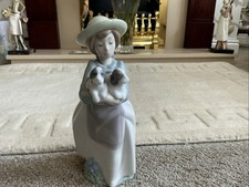 Lladro Nao 1156.  "What A