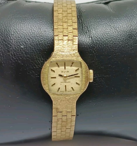 Vintage watch avia incabloc - vintage,