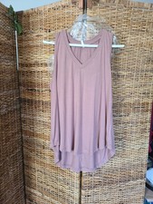 Be Cool V-neck Stretchy Top