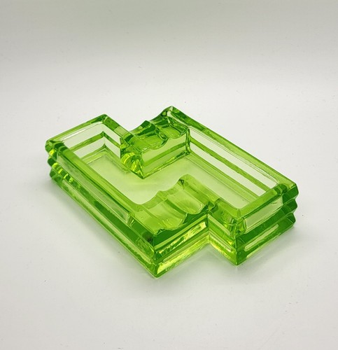 Vintage green art - art, deco