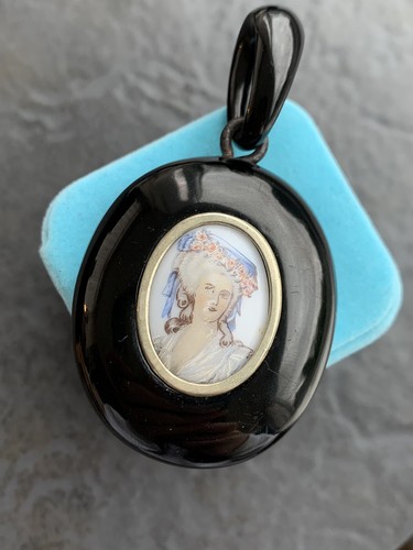 Large antique portrait chunky