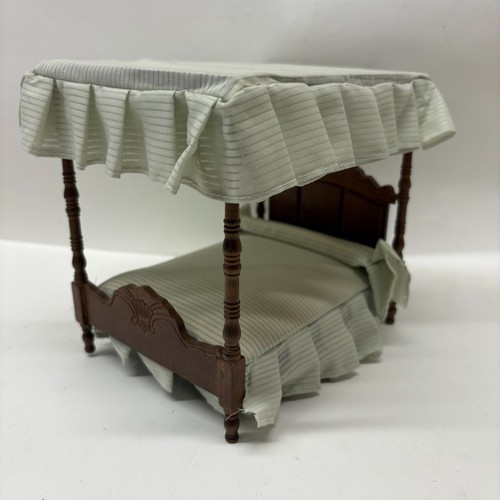 12th scale dolls house - scale,