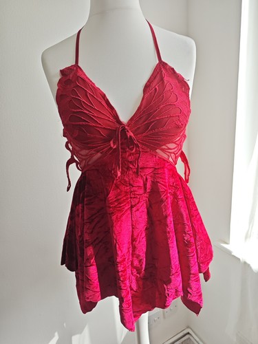 Red velvet butterfly - red, mesh