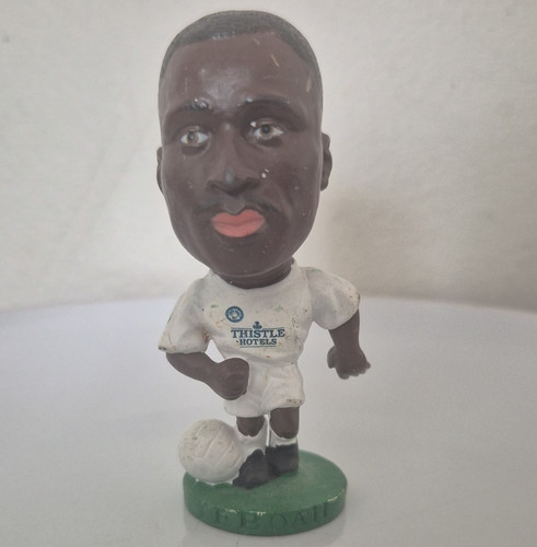 Tony yeboah leeds united - yeboah,