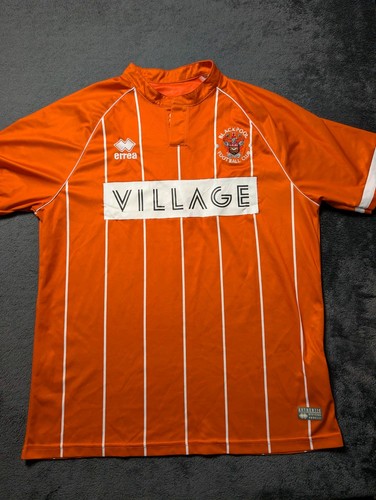 Blackpool 2015 home - fc,