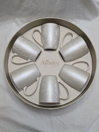 Aynsley silver brocade set - silver,