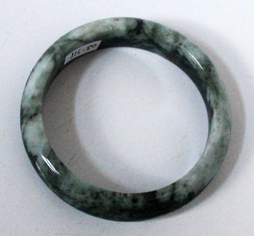 Pale green jade bangle women - green,