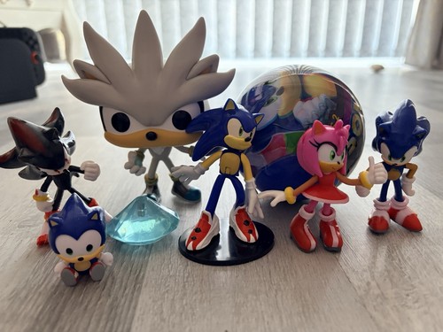Sonic the hedgehog action - sonic,