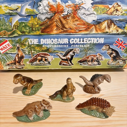 Rare wade dinosaurs set - wade,