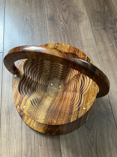 Collapsible wooden basket - collapsible,