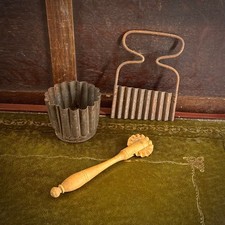 Vintage Pastry Cutters Set 3