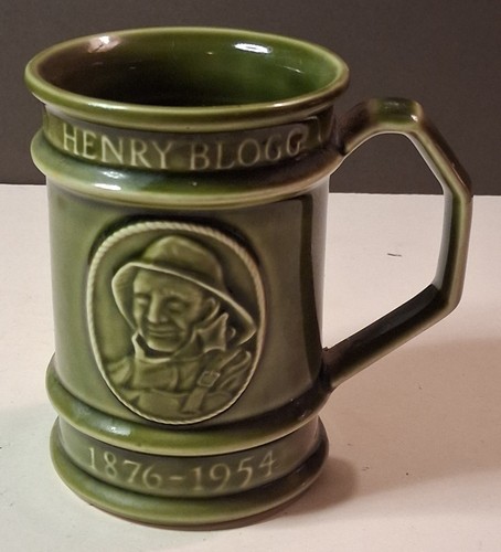 Vintage holkham pottery mug - pottery,
