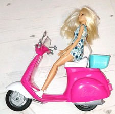 Barbie Scooter Playset -