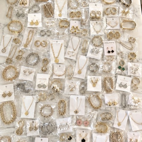 25pcs new jewellery items - new,