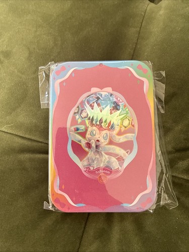 Sylveon tin pokemon tcg - sylveon,