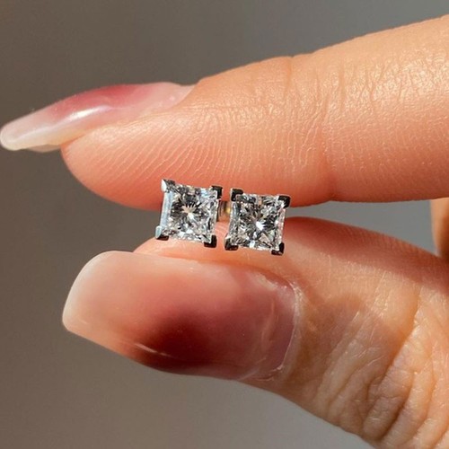 Princess cut diamond - 2,