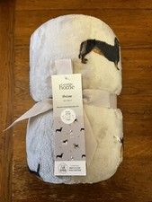 Throw Dogs  Blanket By George