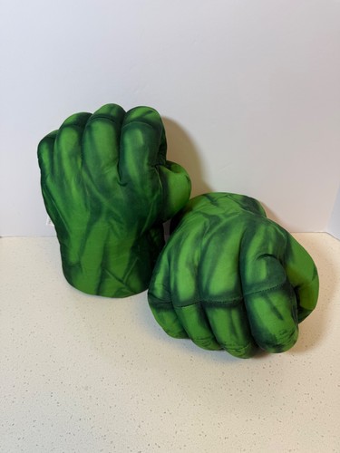 Pair marvel green - marvel, incredible