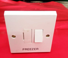 Pack of 11 *Volex  CAPITAL 13A SWITCHED FUSED Freezer  WHITE Bs 1363  (M182)