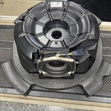 2020-2024 BUICK ENCORE GX REAR SUBWOOFER BASS BOX OEM 42709605