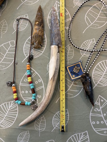 Flint knapped stone - , arrowhead