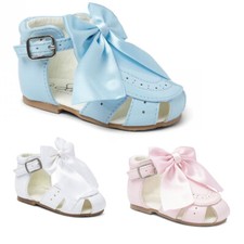 GIRLS SPANISH STYLE PATENT SANDALS SATIN BOWS WHITE PINK DRESS OCCASION SHOES