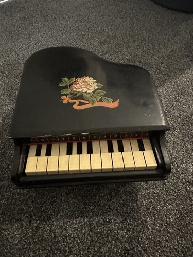 1950s vintage micro piano - micro,