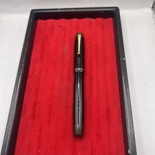 Lovely vintage parker victory - lovely,
