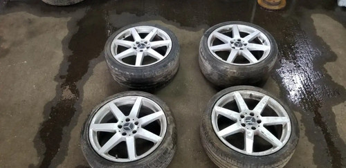 Mercedes benz class - e,