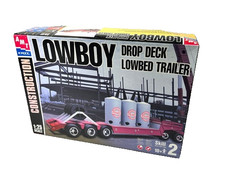 M20B Sealed AMT 1/25 Lowboy