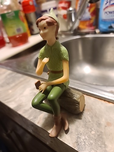 Wilton cake topper - wilton, peter