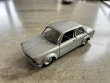 Solido 1:43 scale BMW 2002
