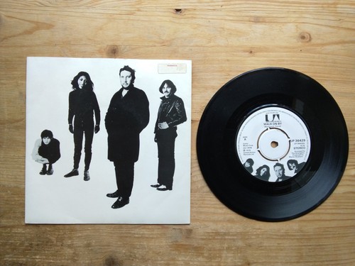 The stranglers walk - stranglers, by
