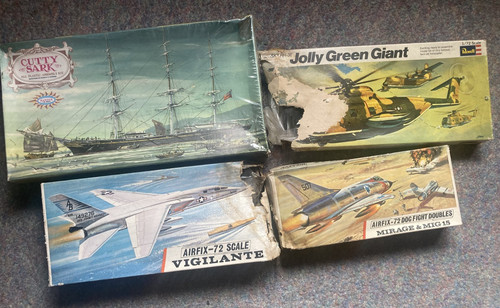Airfix revel aurora model - airfix,