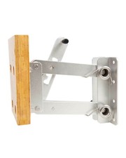 OUTBOARD MOTOR  BRACKET