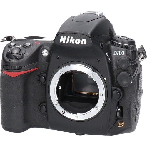 Authentic nikon d700 - authentic,